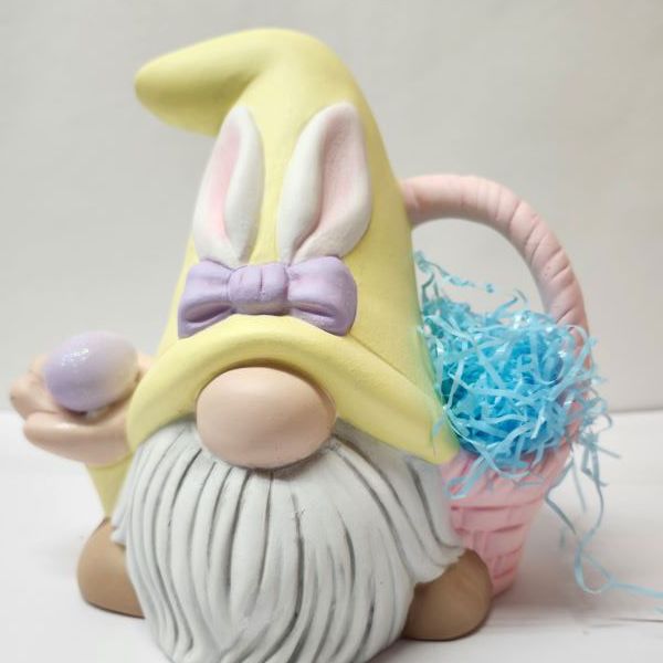 easter-gnomeB46E980F-A2B3-5E6A-8373-F3D8BA49DFD2.jpg