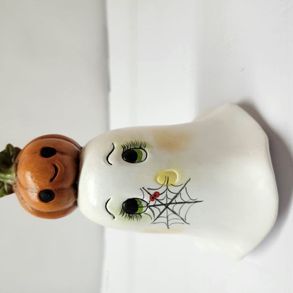 ghost-with-pumpkin5B0F6492-F22C-62B6-FCC3-7E3420B95823.jpg